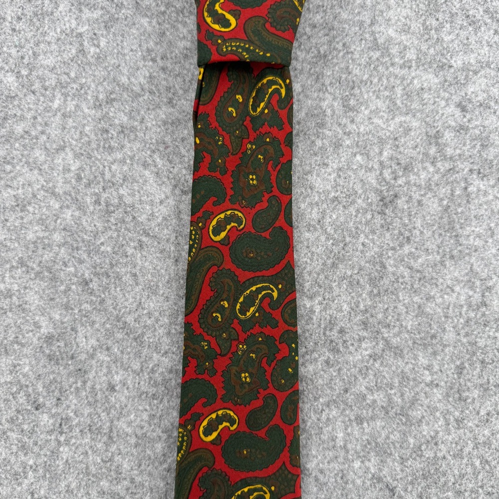 Hathaway Necktie Mens OS Paisley Red Green Silk Classic EUC